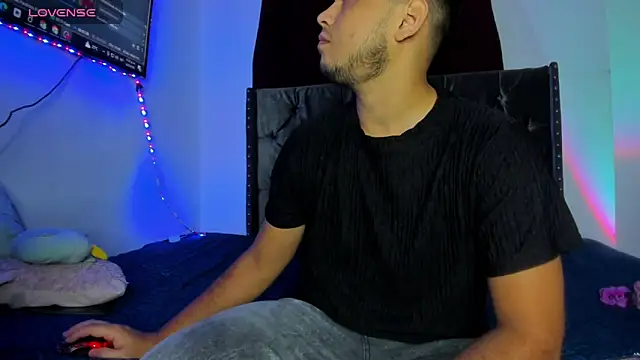 Fox couple69 online show from 03-07-26, 04:31