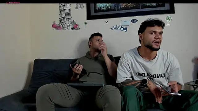 heteros hot  online show from 04-15-26, 09:37