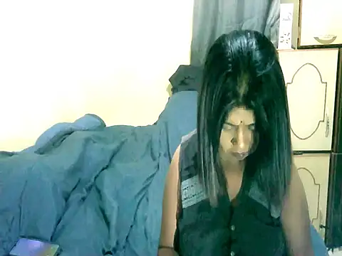 IndianPleasures21 online show from 04-25-26, 11:13