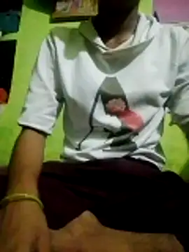 wifedesi7050 online show from 05-15-26, 04:58