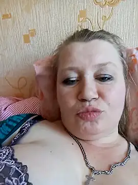 KiraStanton online show from 04-26-26, 08:34