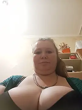 KiraStanton online show from 06-09-26, 11:16