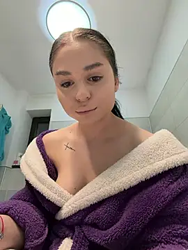 Olivia Noor online show from 03-31-26, 09:48