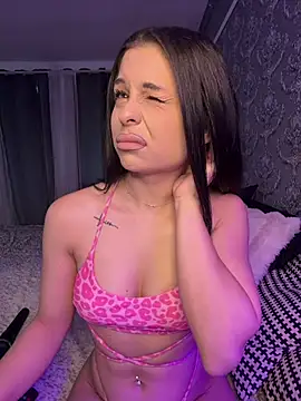 Olivia Noor online show from 07-15-26, 05:29