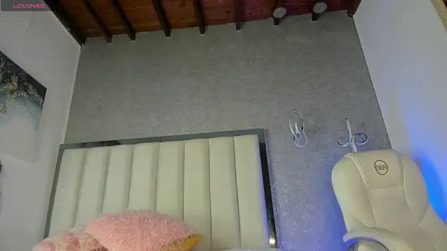 Ambarr Moon  online show from 04-27-26, 07:23