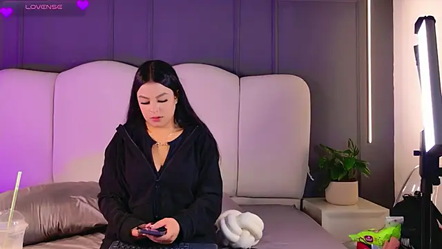 BrunaMonroee online show from 03-18-26, 02:20