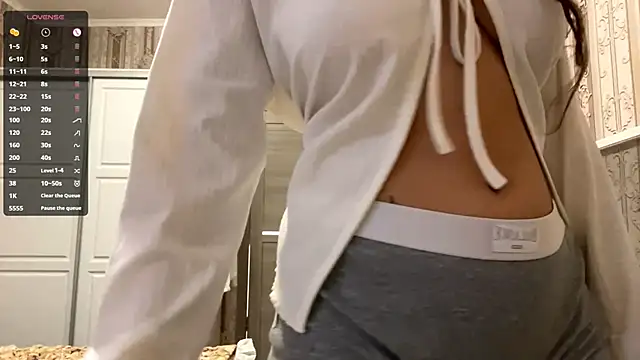 AshlynWabasha online show from 04-18-26, 03:05