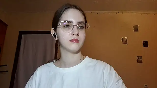 Katelemon online show from 04-26-26, 02:15