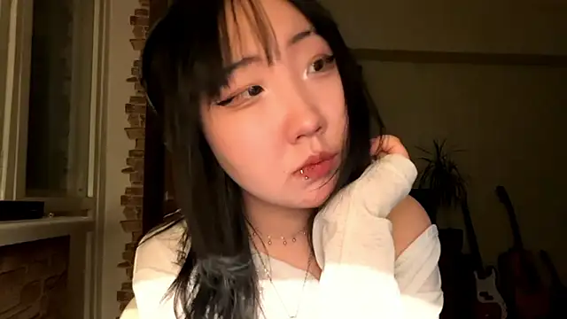 Snapshot of Yunananaa chatting on 03-15-26, 02:23 Yunananaa online show from 03-15-26, 02:23