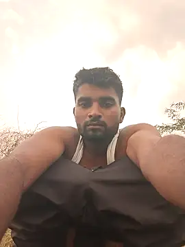 Snapshot of Fantasy_King_3939 chatting on 05-20-26, 01:17 Fantasy King 3939 online show from 05-20-26, 01:17