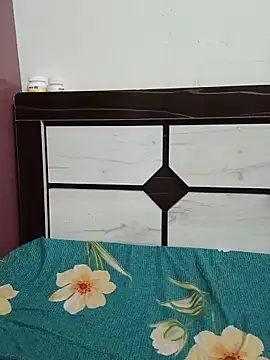 Queenlipx online show from 03-28-26, 05:01