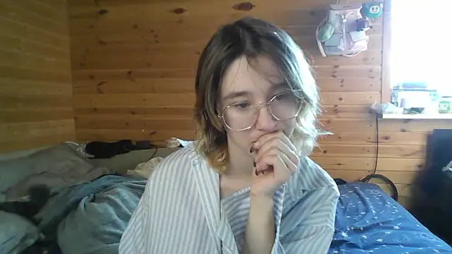 Snapshot of Silva-Tailll chatting on 06-03-26, 03:17 Silva-Tailll online show from 06-03-26, 03:17