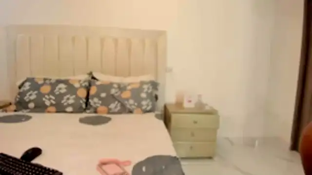 Scarlet luna1 online show from 03-19-26, 11:53