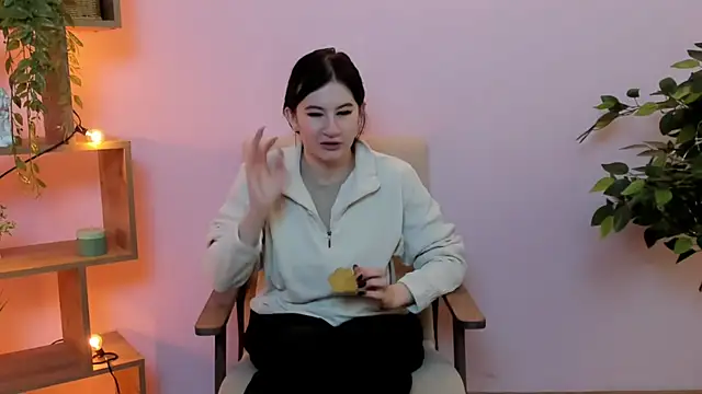 TwilaMode online show from 02-22-26, 07:29