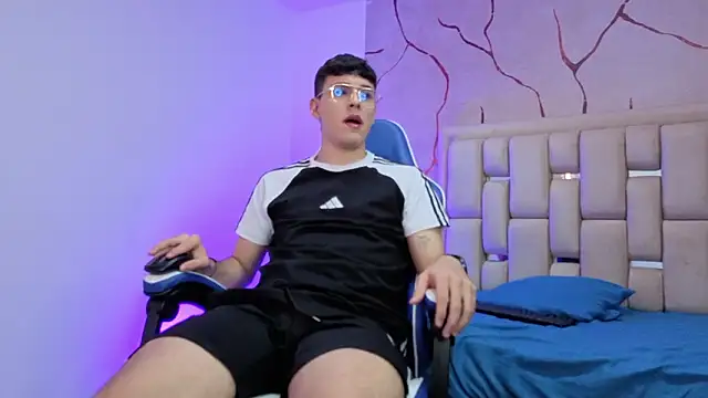 IanBlake  online show from 03-06-26, 09:00