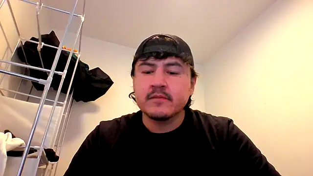 Snapshot of Bouncywarrior chatting on 03-25-26, 06:03 Bouncywarrior online show from 03-25-26, 06:03