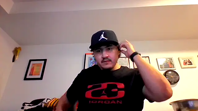 Snapshot of Bouncywarrior chatting on 03-27-26, 06:52 Bouncywarrior online show from 03-27-26, 06:52