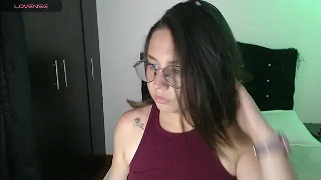 Ana  arms online show from 03-25-26, 03:51