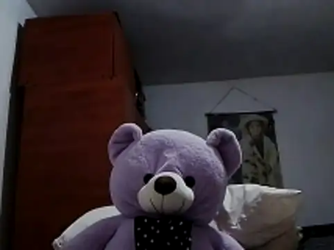 tefutbin3 online show from 04-18-26, 06:23