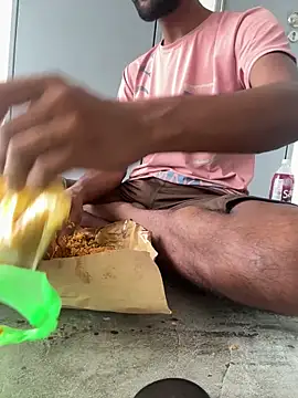 Snapshot of chavad-345 chatting on 04-11-26, 07:24 chavad-345 online show from 04-11-26, 07:24