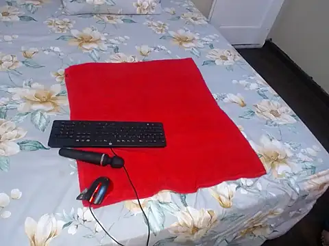 Serafyynx online show from 03-13-26, 07:48