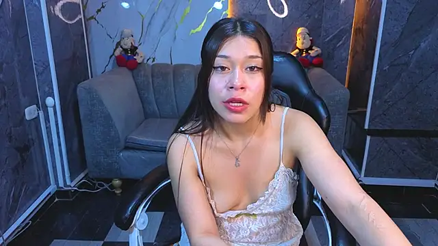 Snapshot of Genesis_b_ chatting on 05-27-26, 08:06 Genesis b online show from 05-27-26, 08:06
