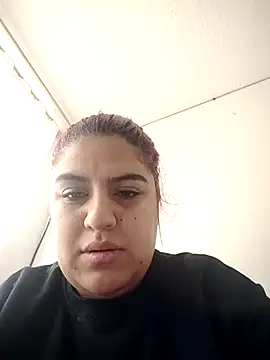 Snapshot of Hammy_sttt chatting on 05-11-26, 02:56 Hammy sttt online show from 05-11-26, 02:56