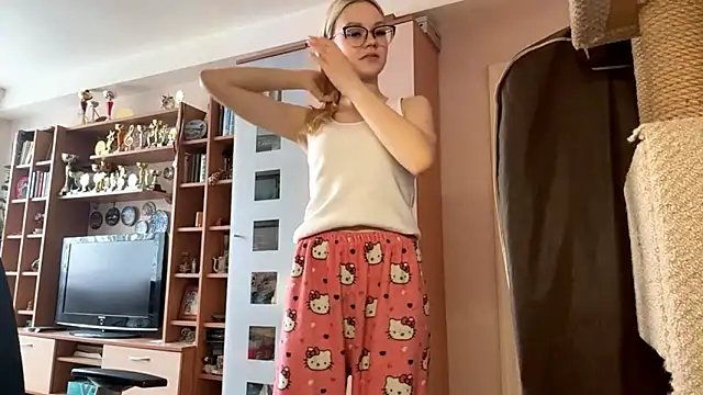 MiaCashe online show from 03-07-26, 09:17