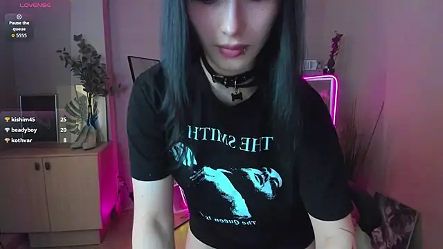 demetra   online show from 04-18-26, 08:29