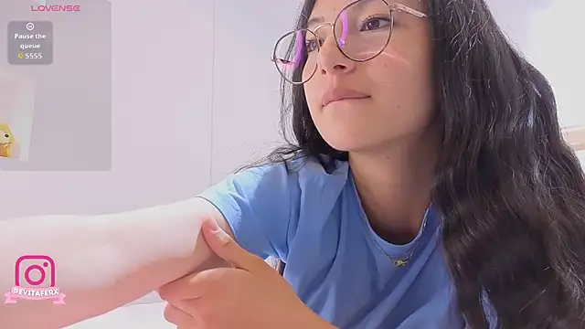 eva depp  online show from 03-13-26, 10:11