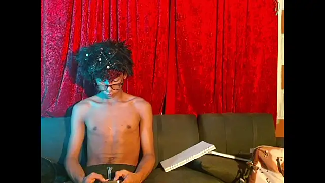 Snapshot of Billie_Turneer chatting on 02-27-26, 06:24 Billie Turneer online show from 02-27-26, 06:24