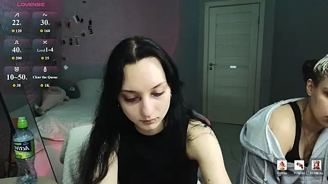 LuxuryLoverss online show from 04-23-26, 12:29