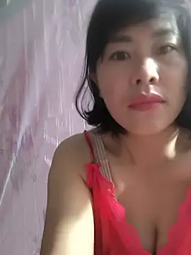 juicy-milu online show from 05-24-26, 03:00