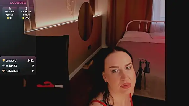 JustGrace online show from 04-25-26, 01:41