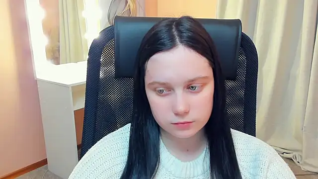 LynnaNull online show from 02-26-26, 01:54