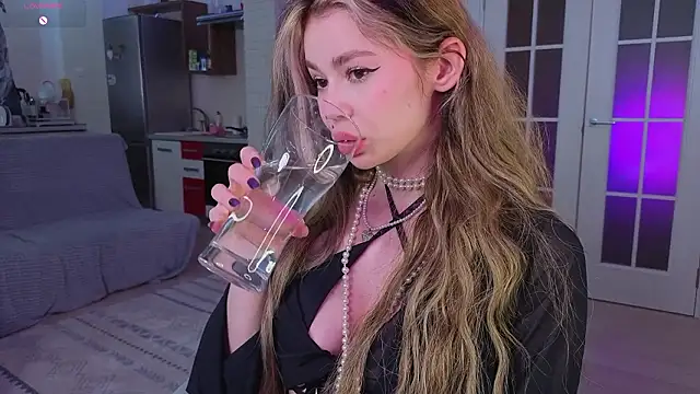 Dipamelly online show from 03-26-26, 02:17