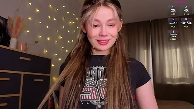 Dipamelly online show from 04-24-26, 02:14