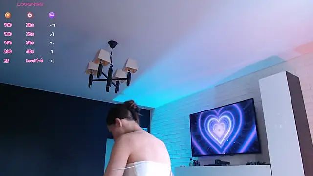Jade Amore online show from 07-18-26, 01:48