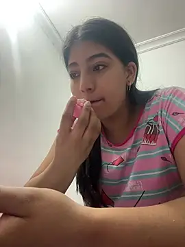 Sexy mia outdoors online show from 04-24-26, 03:53