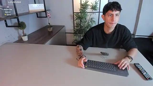 kamal wolff online show from 03-07-26, 12:13