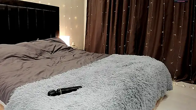 Snapshot of _stiflers_mum chatting on 03-13-26, 04:35 stiflers mum online show from 03-13-26, 04:35