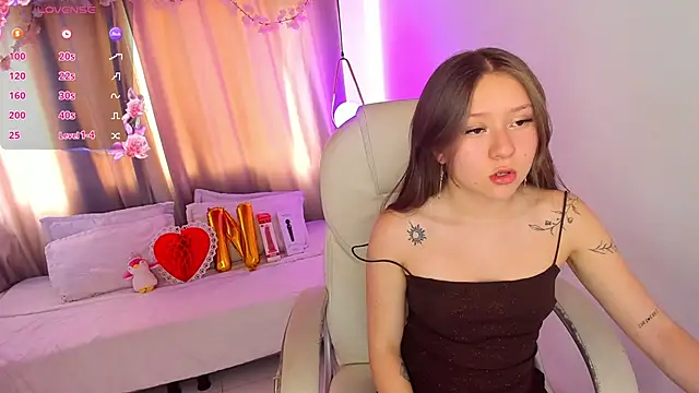 NixieSterling online show from 05-19-26, 07:42