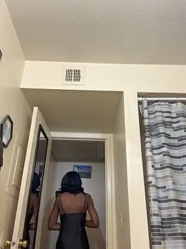 MidnightChanel online show from 03-02-26, 08:15