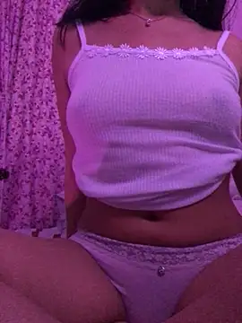 Snapshot of eemilyy22 chatting on 03-03-26, 02:39 eemilyy22 online show from 03-03-26, 02:39