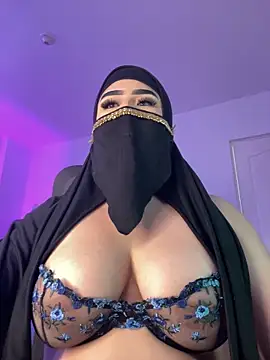 Snapshot of Yasmin_cute chatting on 06-03-26, 02:33 Yasmin cute online show from 06-03-26, 02:33