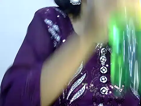 Neha Sharma2 online show from 04-25-26, 11:46