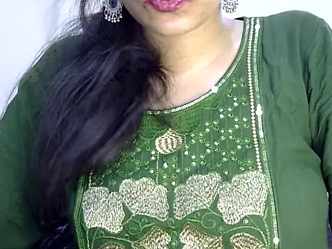 Neha Sharma2 online show from 04-26-26, 10:24