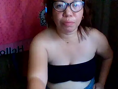 sweet lhyn online show from 07-13-26, 04:48