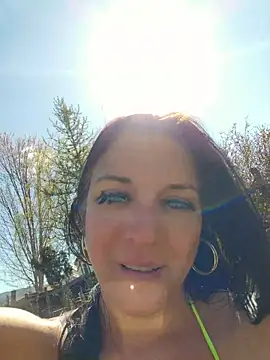 Snapshot of NovaRedux chatting on 04-26-26, 10:51 NovaRedux online show from 04-26-26, 10:51
