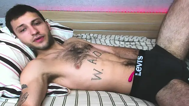 DarkRogue19 online show from 04-11-26, 05:23